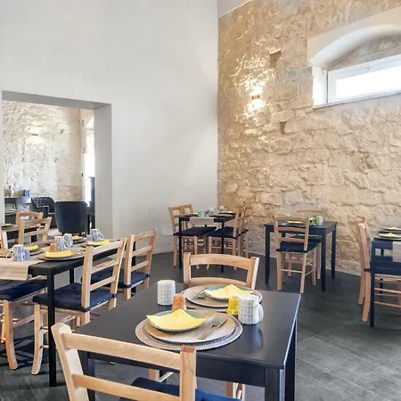 Giardini Acantus Farm stay