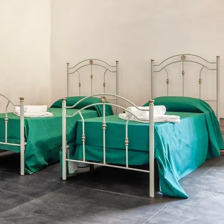 Farm stay Giardini Acantus *
