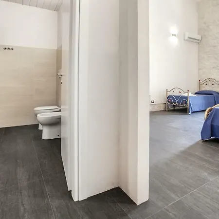 Lantgård Giardini Acantus