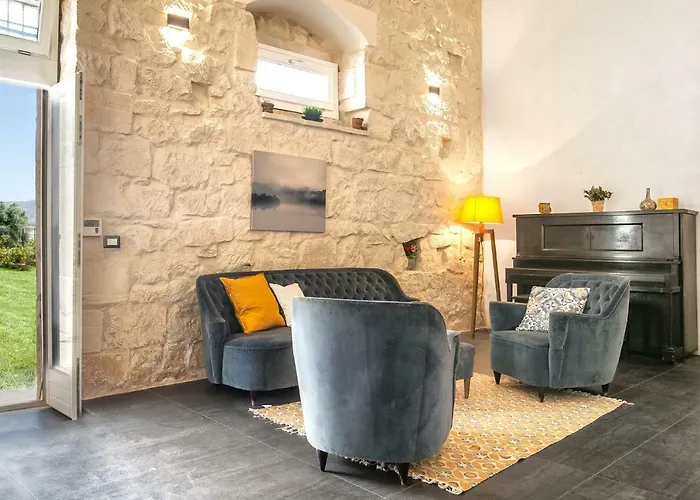 Feriegård Giardini Acantus *